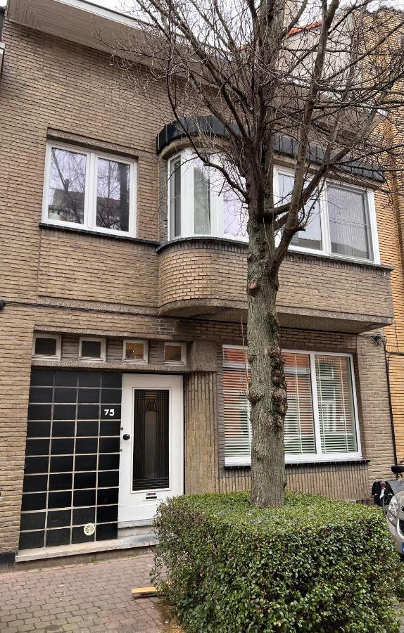 Charmante Art Deco Rijwoning Ostend Exterior foto